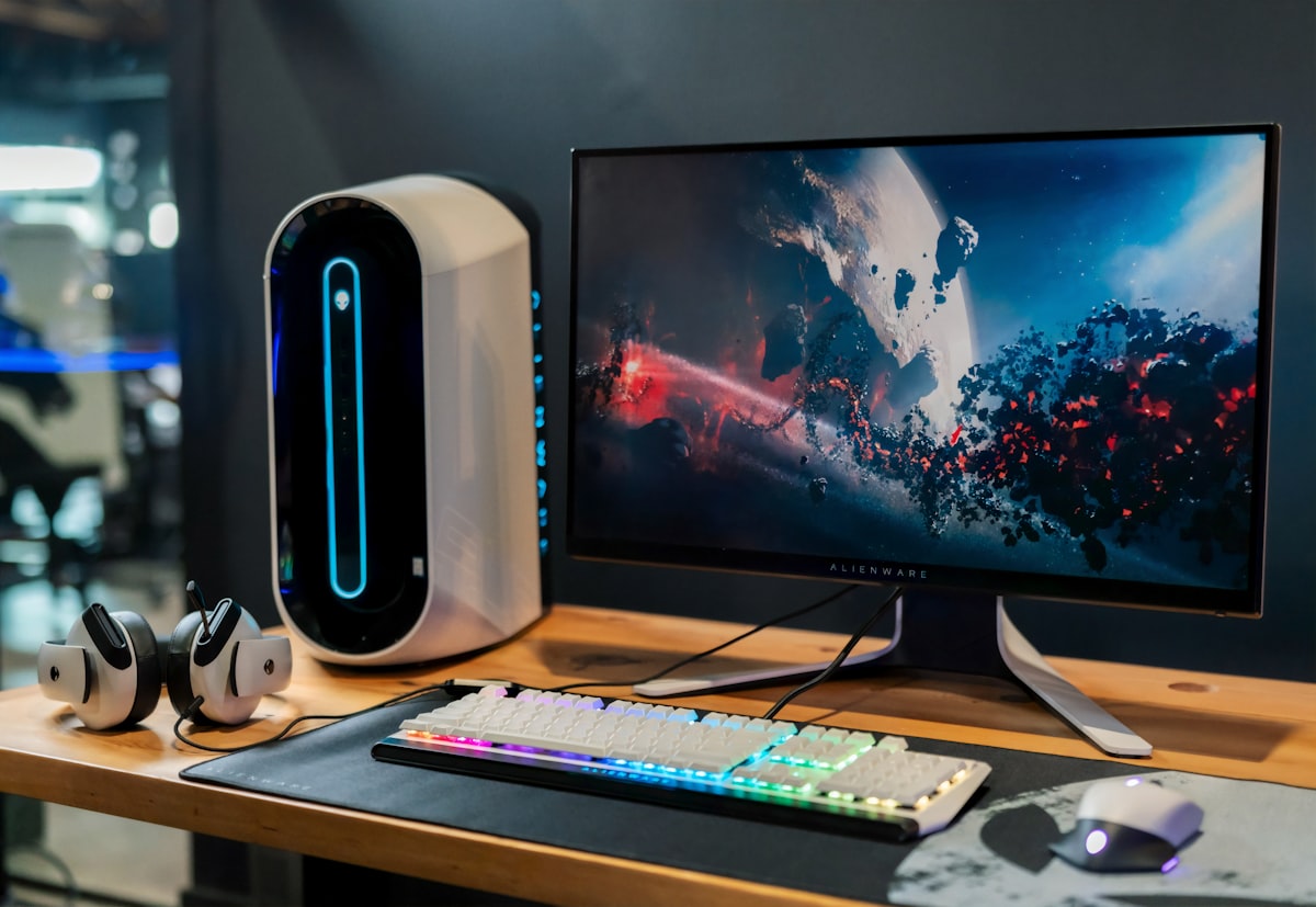Cách chọn arm màn hình phù hợp với bàn làm việc
